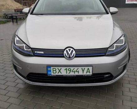 Серый Фольксваген e-Golf, объемом двигателя 0 л и пробегом 97 тыс. км за 10800 $, фото 8 на Automoto.ua