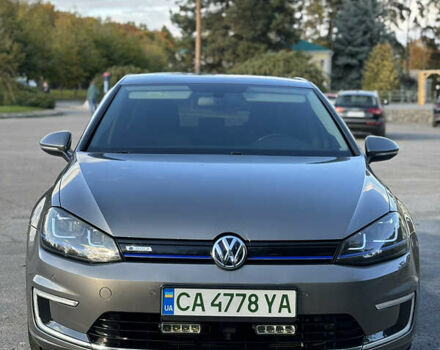 Сірий Фольксваген e-Golf, об'ємом двигуна 0 л та пробігом 122 тис. км за 8500 $, фото 10 на Automoto.ua