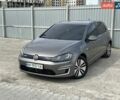 Серый Фольксваген e-Golf, объемом двигателя 0 л и пробегом 136 тыс. км за 8000 $, фото 2 на Automoto.ua