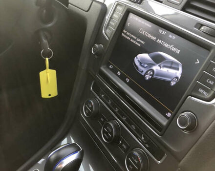 Серый Фольксваген e-Golf, объемом двигателя 0 л и пробегом 82 тыс. км за 9300 $, фото 31 на Automoto.ua