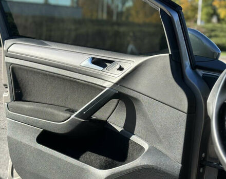 Сірий Фольксваген e-Golf, об'ємом двигуна 0 л та пробігом 122 тис. км за 8500 $, фото 21 на Automoto.ua