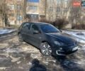 Серый Фольксваген e-Golf, объемом двигателя 0 л и пробегом 129 тыс. км за 7700 $, фото 1 на Automoto.ua