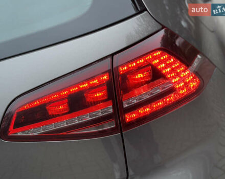Серый Фольксваген e-Golf, объемом двигателя 0 л и пробегом 76 тыс. км за 8500 $, фото 25 на Automoto.ua