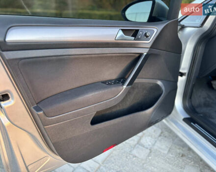 Сірий Фольксваген e-Golf, об'ємом двигуна 0 л та пробігом 161 тис. км за 8950 $, фото 29 на Automoto.ua