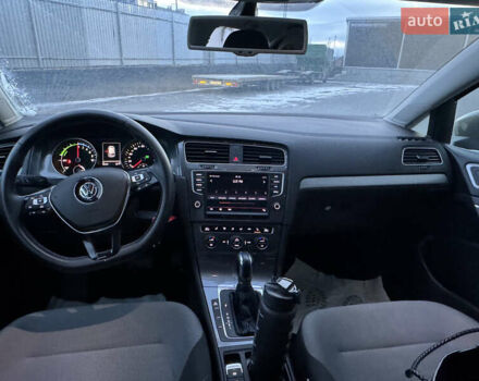Сірий Фольксваген e-Golf, об'ємом двигуна 0 л та пробігом 89 тис. км за 8500 $, фото 10 на Automoto.ua