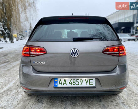 Сірий Фольксваген e-Golf, об'ємом двигуна 0 л та пробігом 105 тис. км за 7800 $, фото 5 на Automoto.ua