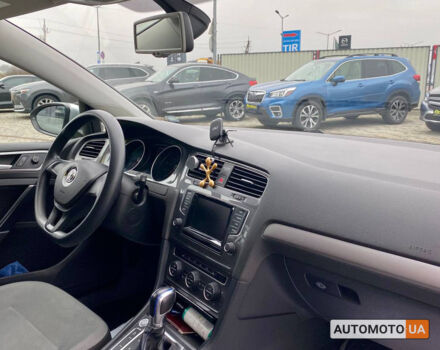 Серый Фольксваген e-Golf, объемом двигателя 24 л и пробегом 97 тыс. км за 14500 $, фото 25 на Automoto.ua