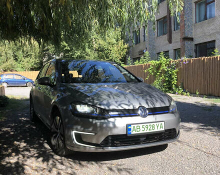 Серый Фольксваген e-Golf, объемом двигателя 0 л и пробегом 82 тыс. км за 9300 $, фото 3 на Automoto.ua