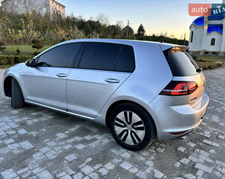 Сірий Фольксваген e-Golf, об'ємом двигуна 0 л та пробігом 161 тис. км за 8950 $, фото 13 на Automoto.ua