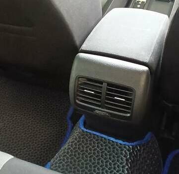 Серый Фольксваген e-Golf, объемом двигателя 0 л и пробегом 116 тыс. км за 9300 $, фото 17 на Automoto.ua