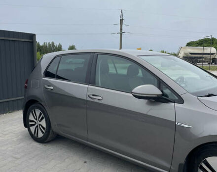 Серый Фольксваген e-Golf, объемом двигателя 0 л и пробегом 195 тыс. км за 7699 $, фото 5 на Automoto.ua