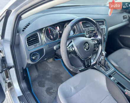 Сірий Фольксваген e-Golf, об'ємом двигуна 0 л та пробігом 161 тис. км за 8950 $, фото 47 на Automoto.ua