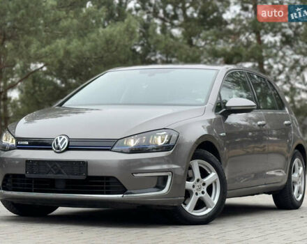 Серый Фольксваген e-Golf, объемом двигателя 0 л и пробегом 76 тыс. км за 8500 $, фото 6 на Automoto.ua