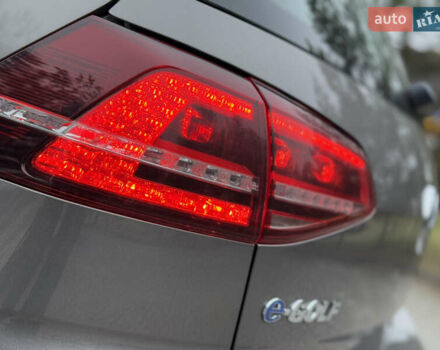 Серый Фольксваген e-Golf, объемом двигателя 0 л и пробегом 76 тыс. км за 8500 $, фото 27 на Automoto.ua
