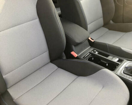Серый Фольксваген e-Golf, объемом двигателя 0 л и пробегом 82 тыс. км за 9300 $, фото 38 на Automoto.ua