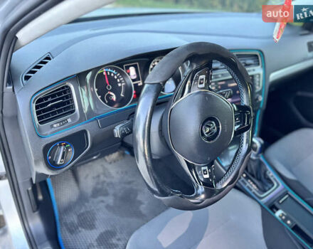 Сірий Фольксваген e-Golf, об'ємом двигуна 0 л та пробігом 161 тис. км за 8950 $, фото 31 на Automoto.ua