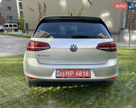 Серый Фольксваген e-Golf, объемом двигателя 0 л и пробегом 98 тыс. км за 8750 $, фото 7 на Automoto.ua