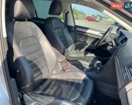 Серый Фольксваген e-Golf, объемом двигателя 0 л и пробегом 81 тыс. км за 13000 $, фото 11 на Automoto.ua