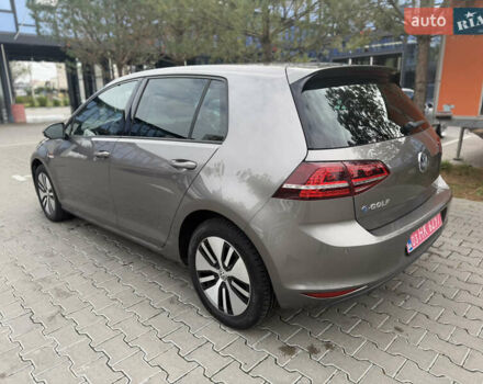 Серый Фольксваген e-Golf, объемом двигателя 0 л и пробегом 99 тыс. км за 9490 $, фото 32 на Automoto.ua