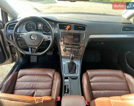 Серый Фольксваген e-Golf, объемом двигателя 0 л и пробегом 131 тыс. км за 8200 $, фото 2 на Automoto.ua