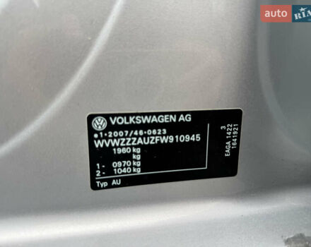 Серый Фольксваген e-Golf, объемом двигателя 0 л и пробегом 190 тыс. км за 8200 $, фото 22 на Automoto.ua