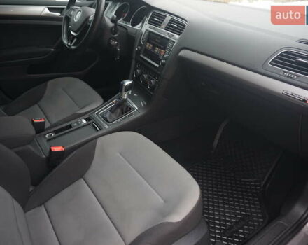 Серый Фольксваген e-Golf, объемом двигателя 0 л и пробегом 96 тыс. км за 8500 $, фото 37 на Automoto.ua