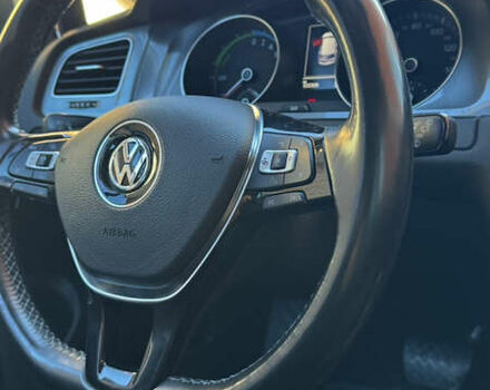 Серый Фольксваген e-Golf, объемом двигателя 0 л и пробегом 133 тыс. км за 8400 $, фото 29 на Automoto.ua