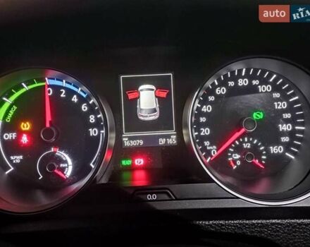 Серый Фольксваген e-Golf, объемом двигателя 0 л и пробегом 162 тыс. км за 8499 $, фото 26 на Automoto.ua