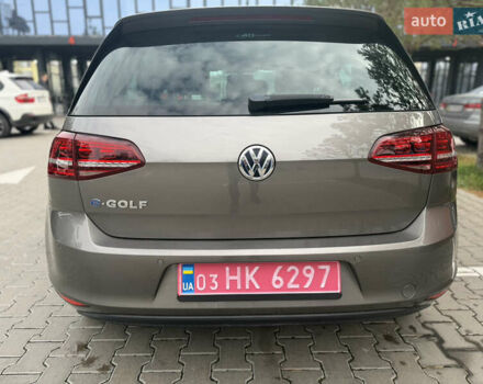 Серый Фольксваген e-Golf, объемом двигателя 0 л и пробегом 99 тыс. км за 9490 $, фото 31 на Automoto.ua