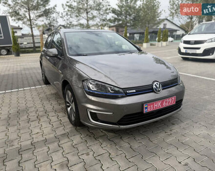 Серый Фольксваген e-Golf, объемом двигателя 0 л и пробегом 99 тыс. км за 9490 $, фото 15 на Automoto.ua