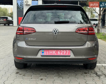 Серый Фольксваген e-Golf, объемом двигателя 0 л и пробегом 99 тыс. км за 9490 $, фото 7 на Automoto.ua