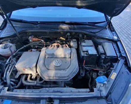 Серый Фольксваген e-Golf, объемом двигателя 0 л и пробегом 158 тыс. км за 8000 $, фото 10 на Automoto.ua