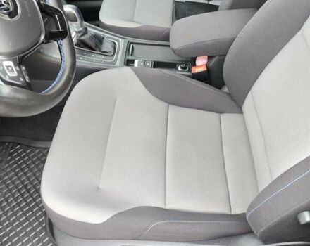 Сірий Фольксваген e-Golf, об'ємом двигуна 0 л та пробігом 104 тис. км за 9300 $, фото 12 на Automoto.ua