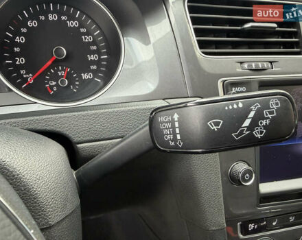 Серый Фольксваген e-Golf, объемом двигателя 0 л и пробегом 99 тыс. км за 9490 $, фото 45 на Automoto.ua