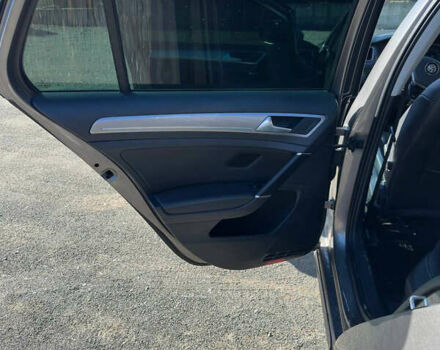 Сірий Фольксваген e-Golf, об'ємом двигуна 0 л та пробігом 150 тис. км за 9200 $, фото 23 на Automoto.ua