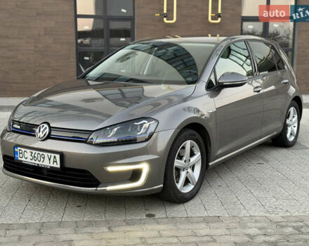 Сірий Фольксваген e-Golf, об'ємом двигуна 0 л та пробігом 106 тис. км за 10000 $, фото 16 на Automoto.ua