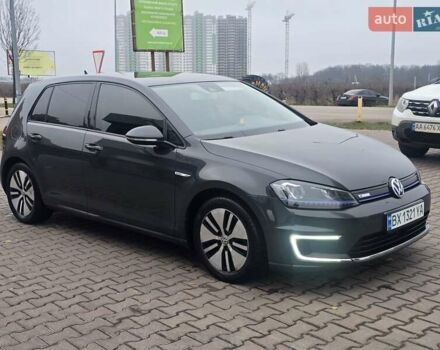Серый Фольксваген e-Golf, объемом двигателя 0 л и пробегом 170 тыс. км за 7800 $, фото 1 на Automoto.ua