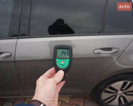 Серый Фольксваген e-Golf, объемом двигателя 0 л и пробегом 96 тыс. км за 8500 $, фото 65 на Automoto.ua