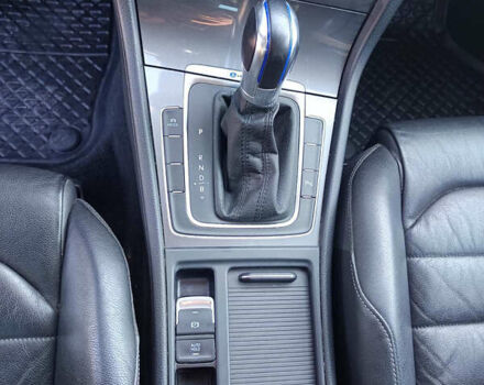 Серый Фольксваген e-Golf, объемом двигателя 0 л и пробегом 80 тыс. км за 8900 $, фото 18 на Automoto.ua