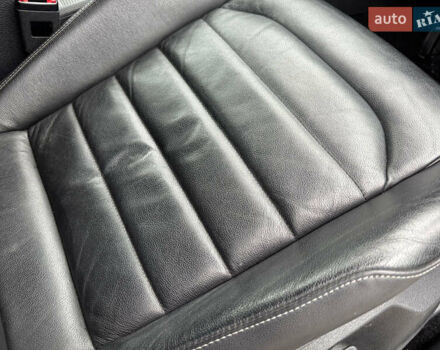 Серый Фольксваген e-Golf, объемом двигателя 0 л и пробегом 129 тыс. км за 10300 $, фото 12 на Automoto.ua