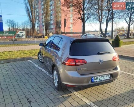 Серый Фольксваген e-Golf, объемом двигателя 0 л и пробегом 134 тыс. км за 9400 $, фото 10 на Automoto.ua
