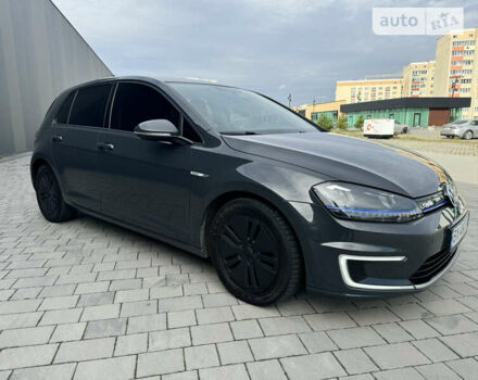 Сірий Фольксваген e-Golf, об'ємом двигуна 0 л та пробігом 121 тис. км за 9000 $, фото 19 на Automoto.ua