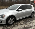 Серый Фольксваген e-Golf, объемом двигателя 0 л и пробегом 67 тыс. км за 11500 $, фото 1 на Automoto.ua