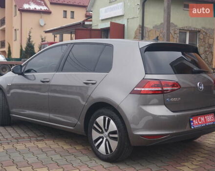 Серый Фольксваген e-Golf, объемом двигателя 0 л и пробегом 96 тыс. км за 8500 $, фото 10 на Automoto.ua