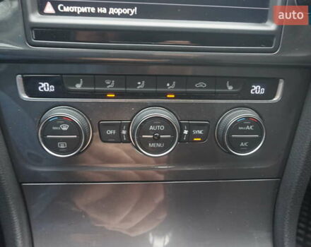 Серый Фольксваген e-Golf, объемом двигателя 0 л и пробегом 96 тыс. км за 8500 $, фото 34 на Automoto.ua