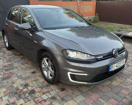 Серый Фольксваген e-Golf, объемом двигателя 0 л и пробегом 160 тыс. км за 9500 $, фото 5 на Automoto.ua