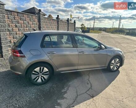 Серый Фольксваген e-Golf, объемом двигателя 0 л и пробегом 131 тыс. км за 8200 $, фото 1 на Automoto.ua