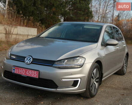 Серый Фольксваген e-Golf, объемом двигателя 0 л и пробегом 162 тыс. км за 8499 $, фото 51 на Automoto.ua