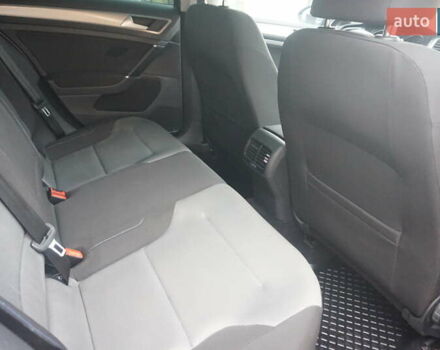 Серый Фольксваген e-Golf, объемом двигателя 0 л и пробегом 96 тыс. км за 8500 $, фото 41 на Automoto.ua