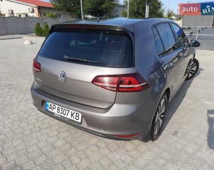 Серый Фольксваген e-Golf, объемом двигателя 0 л и пробегом 95 тыс. км за 10900 $, фото 2 на Automoto.ua